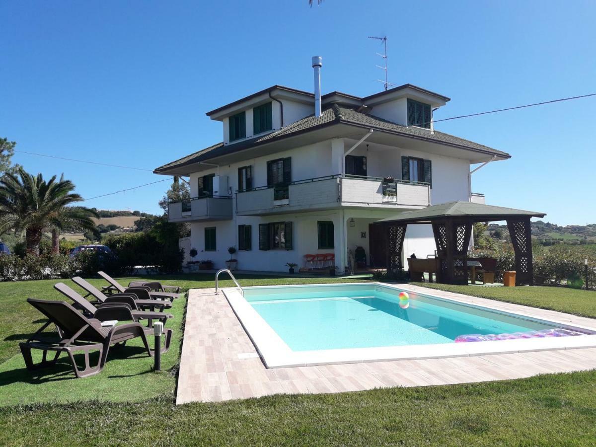 モンテプランドーネ Gli Orti Di San Giacomo Bed & Breakfast エクステリア 写真