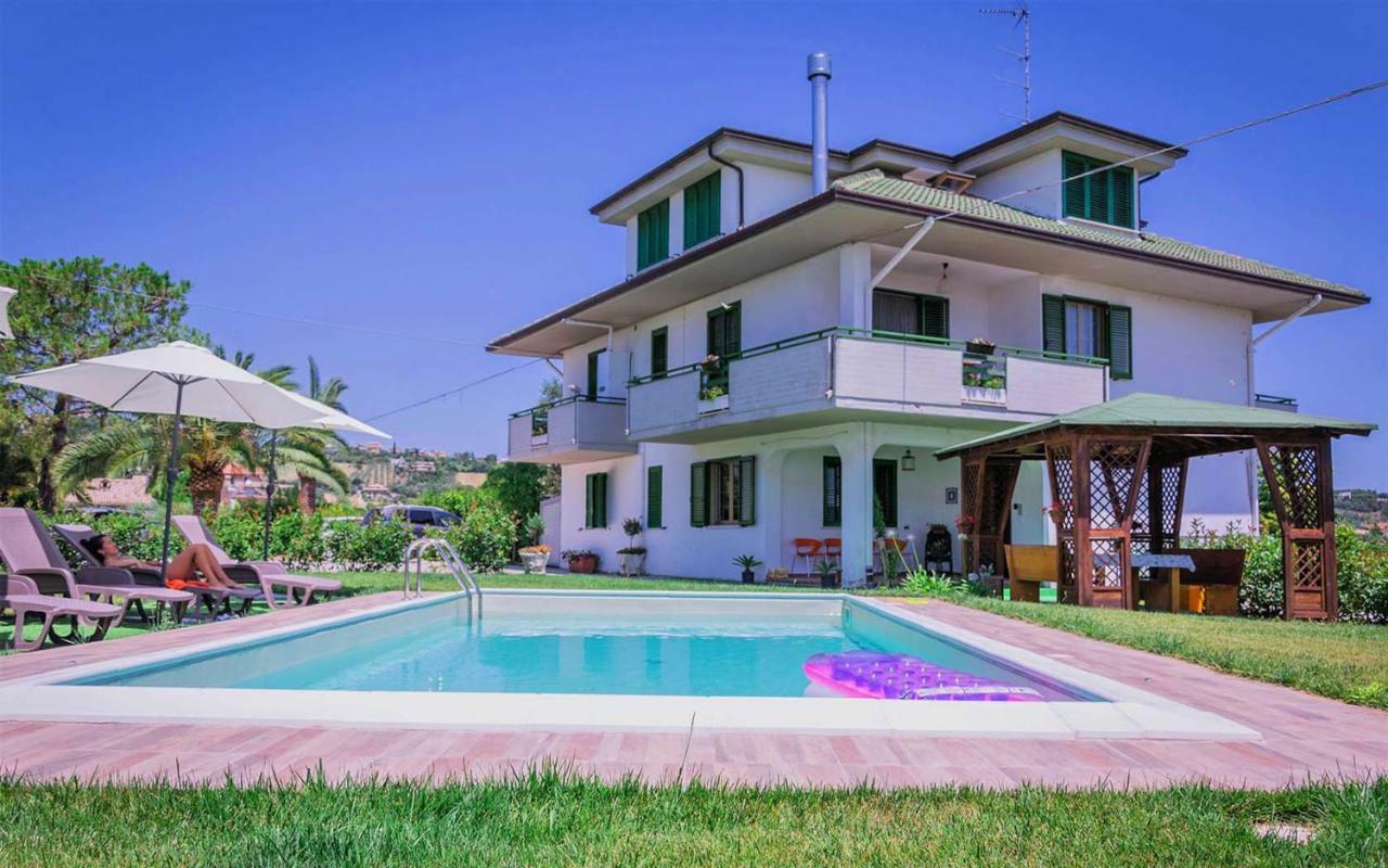 モンテプランドーネ Gli Orti Di San Giacomo Bed & Breakfast エクステリア 写真